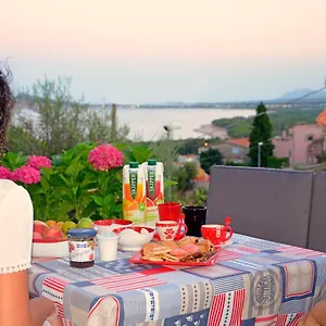  Couette-café Cara'a Mare